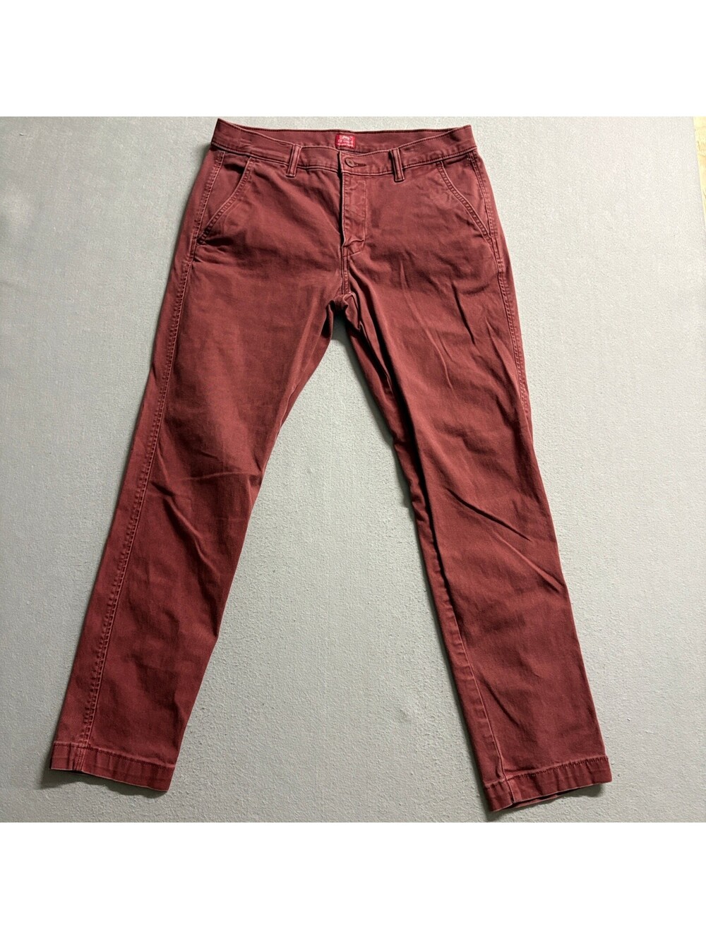 Levis XX Chino Relaxed Taper Pants Mens 32x29 Red Burgundy Cotton Stretch